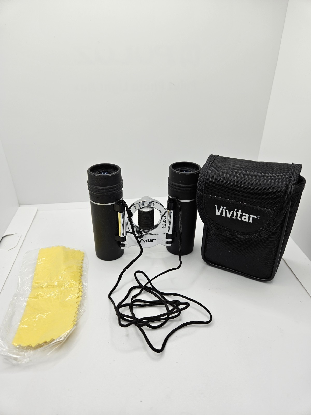 Vivitar binoculars 8x21DCF with Case And Cloth
