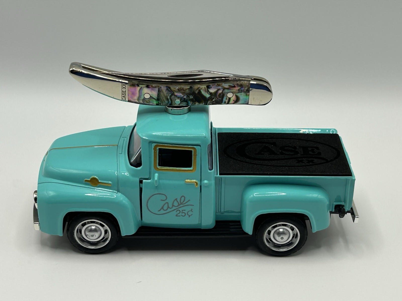 Case XX Engraved Toy Truck Knife Stand W/Magnet & Foam. Knife Not Included.