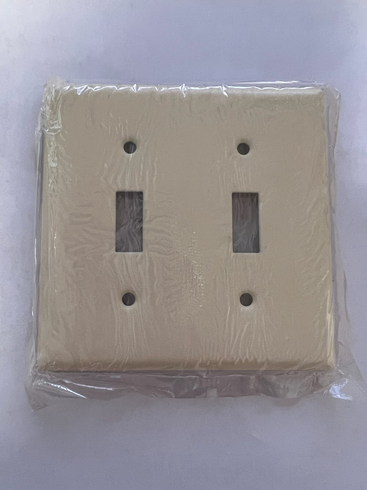 NEW Mulberry #99072 2 Gang Ivory Wrinkle Metal Toggle Switch Wallplate