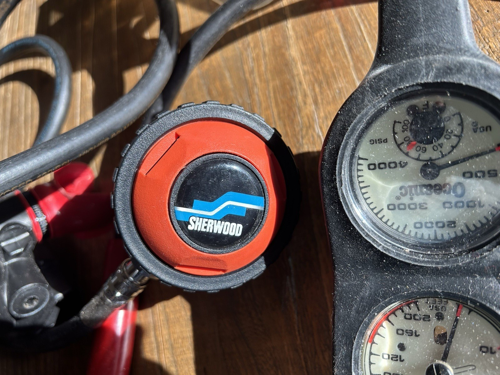 Scuba  Scubapro octopus MK 200 dive regulator, G200, Sherwood, Gauge Untested