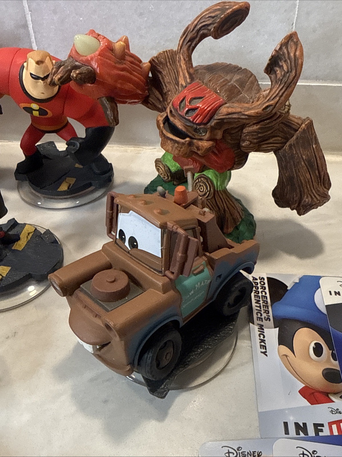 Disney Infinity Figures With Portals Bundle 10 Figures