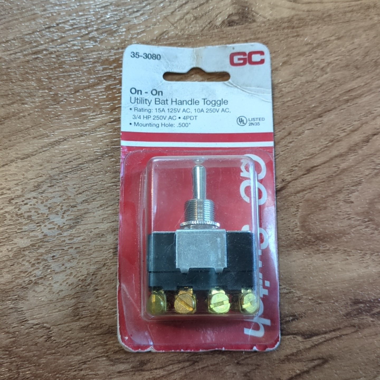 35-3080 GC On - On Utility Bat Handle Toggle Switch 15A 125V 10A 3/4HP 250V 4PDT