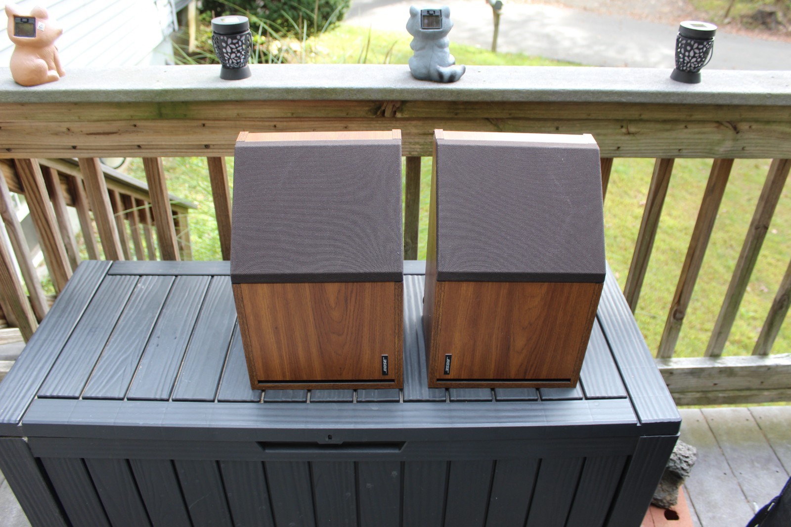 Bose 2.2 Wood grain Bookshelf speakers