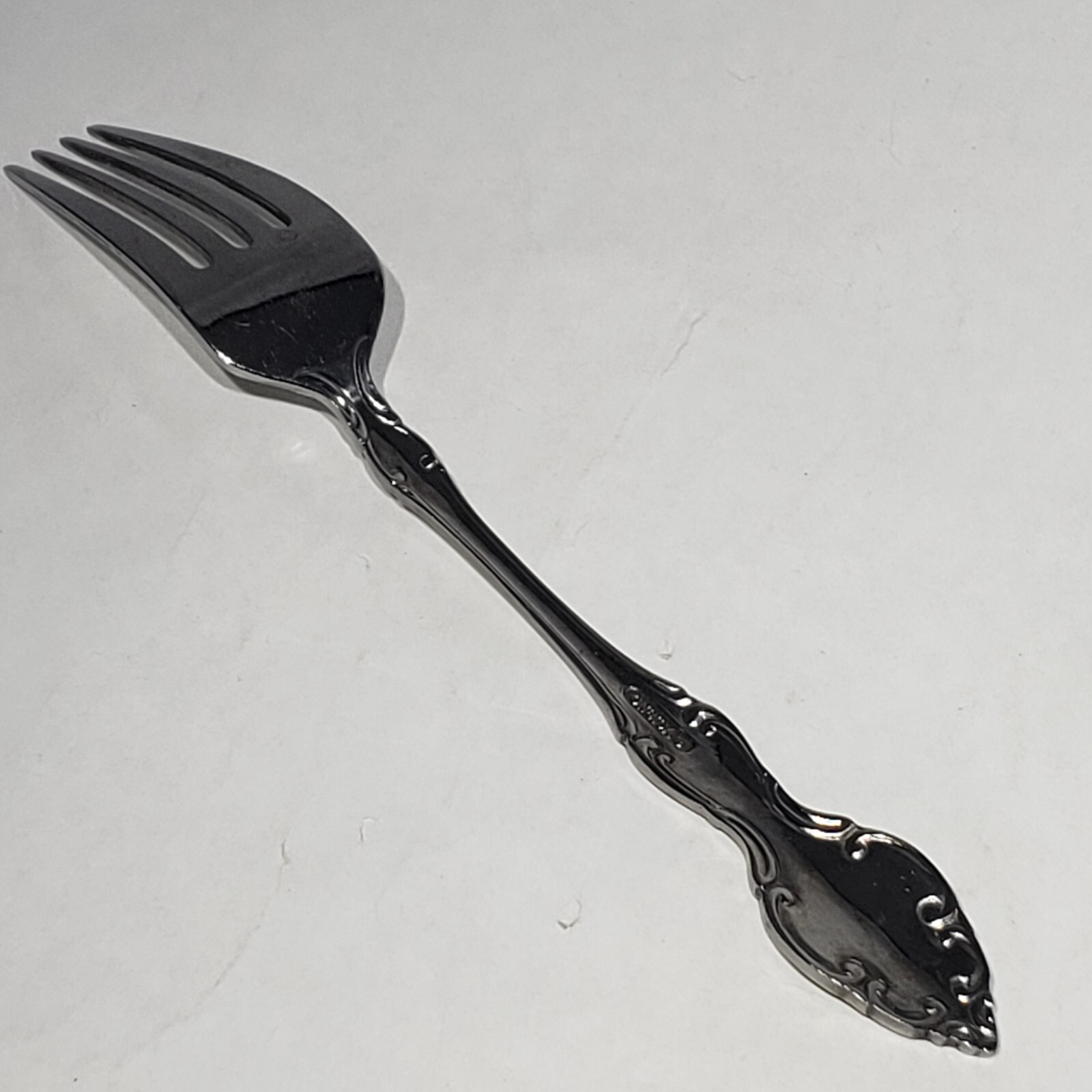 Oneida Stainless Mikayla 9" Medium Solid Cold Meat Serving Fork Discontinued