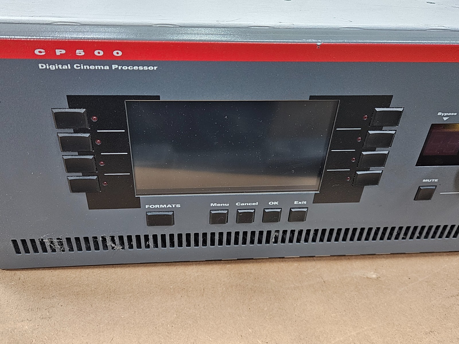 Dolby CP500 Digital Cinema Sound Processor w/Analog/LCD Screen/Self-Contained