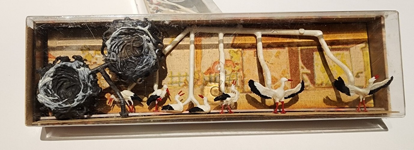 Walter Marten HO Birds & Nest #764
