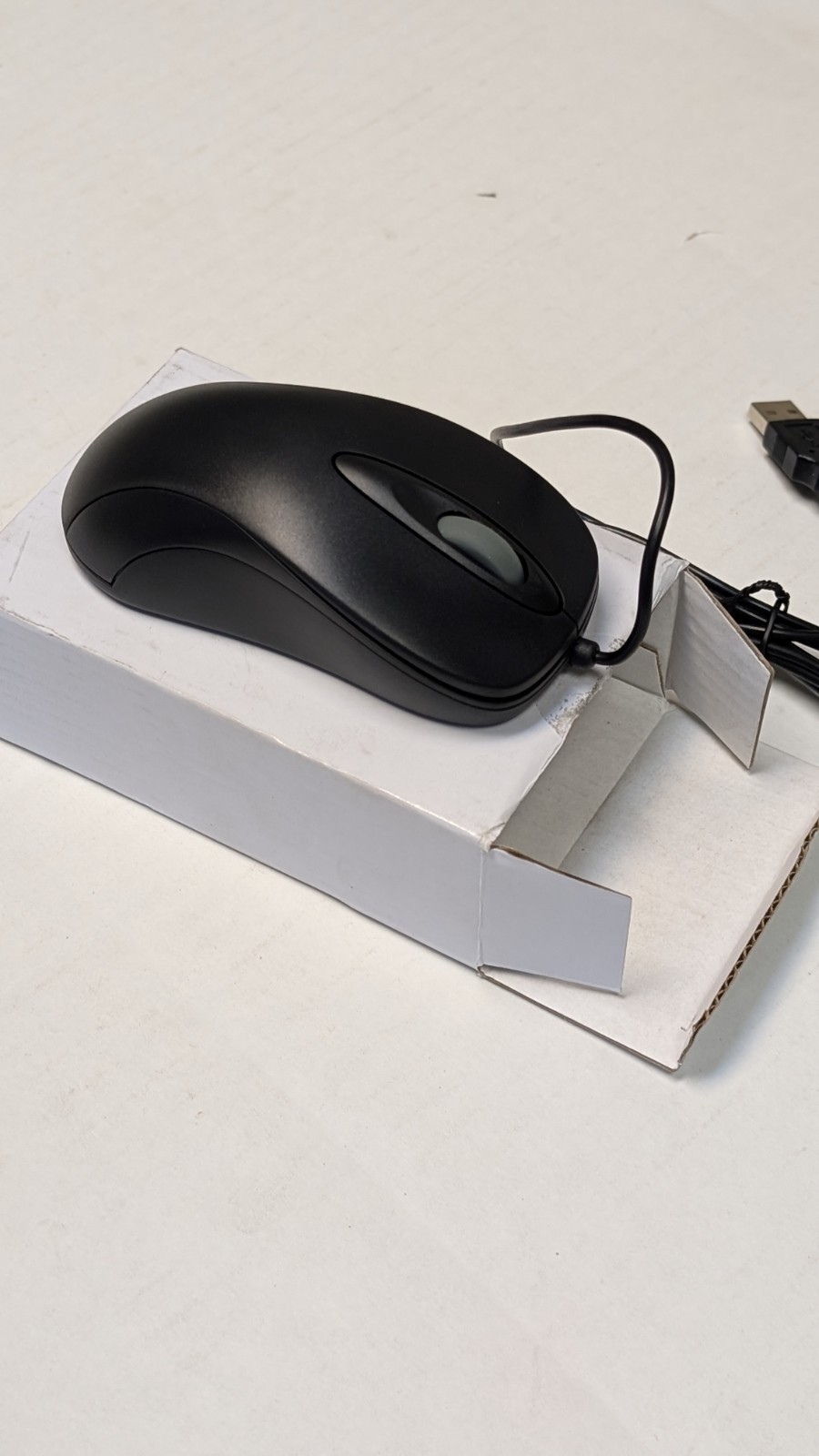 USB Mouse Wired Scroll Wheel Mouse Universal Optical 3 Button Brand New