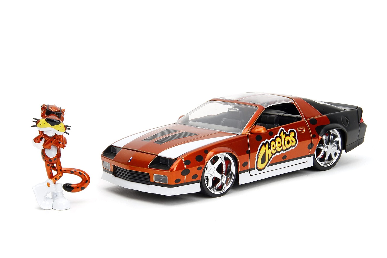 Jada Toys Cheetos 1:24 1985 Chevy Camaro Z28 Die-Cast Car & 2.75" Chester Cheeta