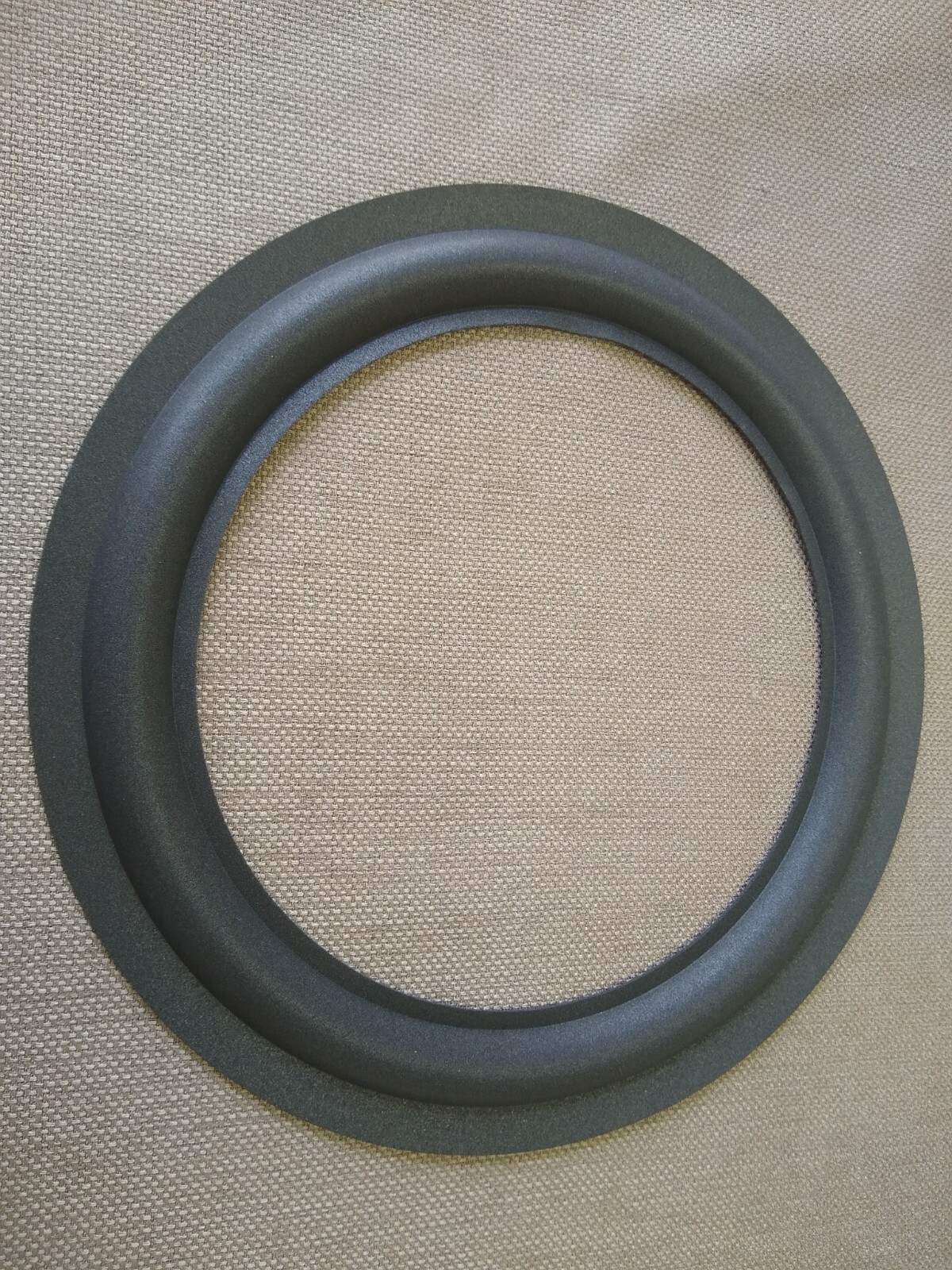 10" ADVENT OLA FOAM SURROUND  (1) / Fits Masonite Ring  / Original Large Advent