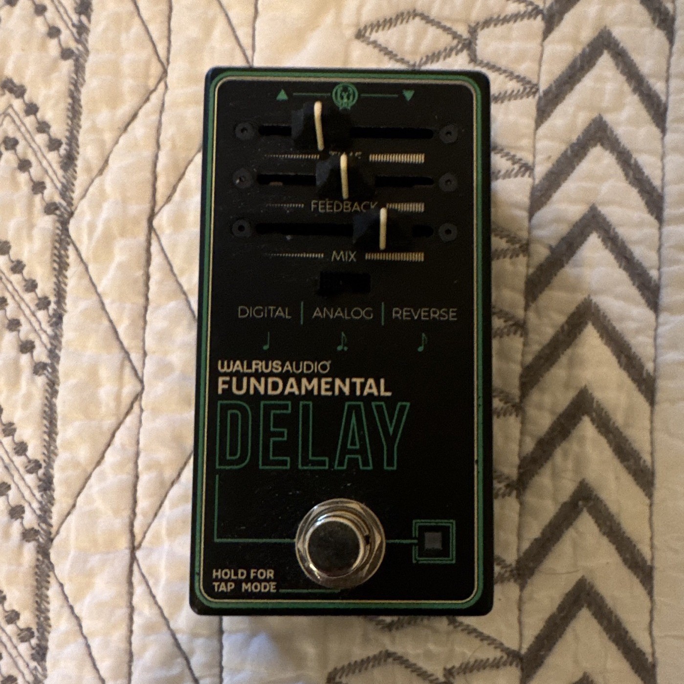 Walrus Audio Fundamental Delay Digital Delay Guitar Effects Pedal