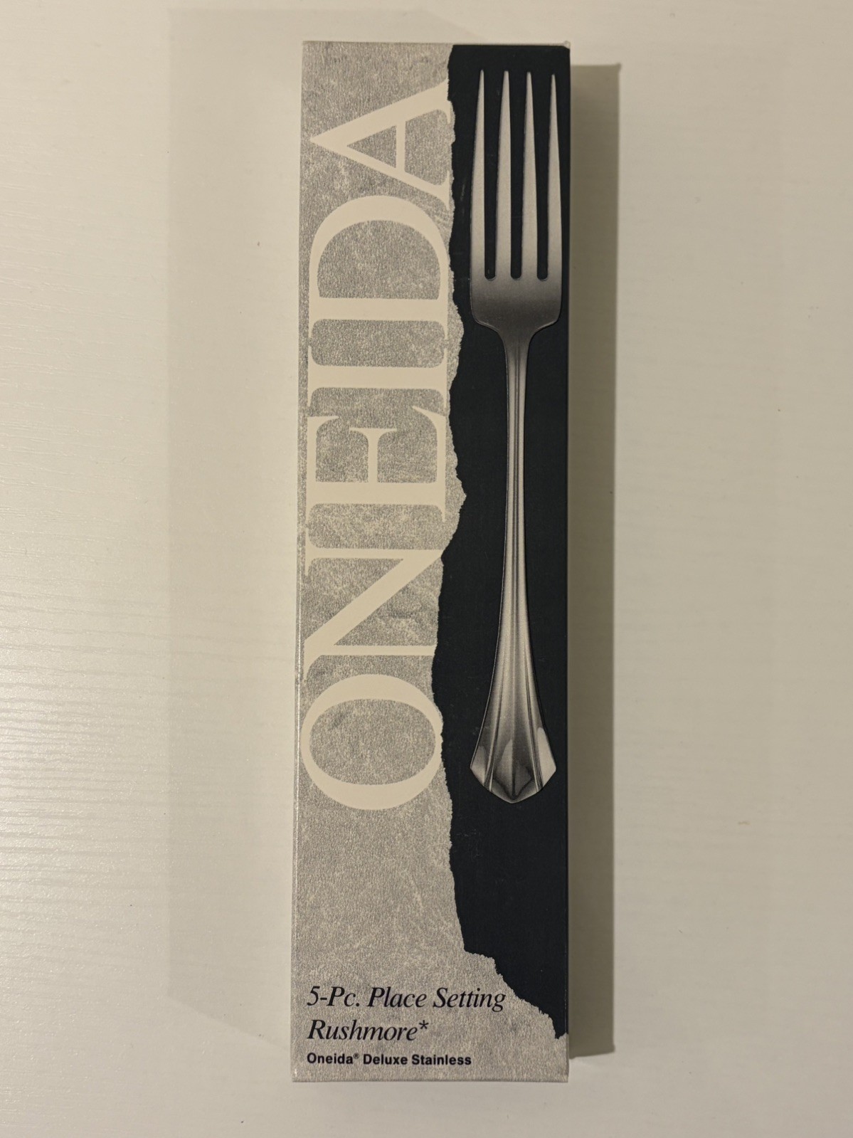 Oneida Rushmore Stainless 5 Piece Place Setting USA Made-New Sealed 3 Available