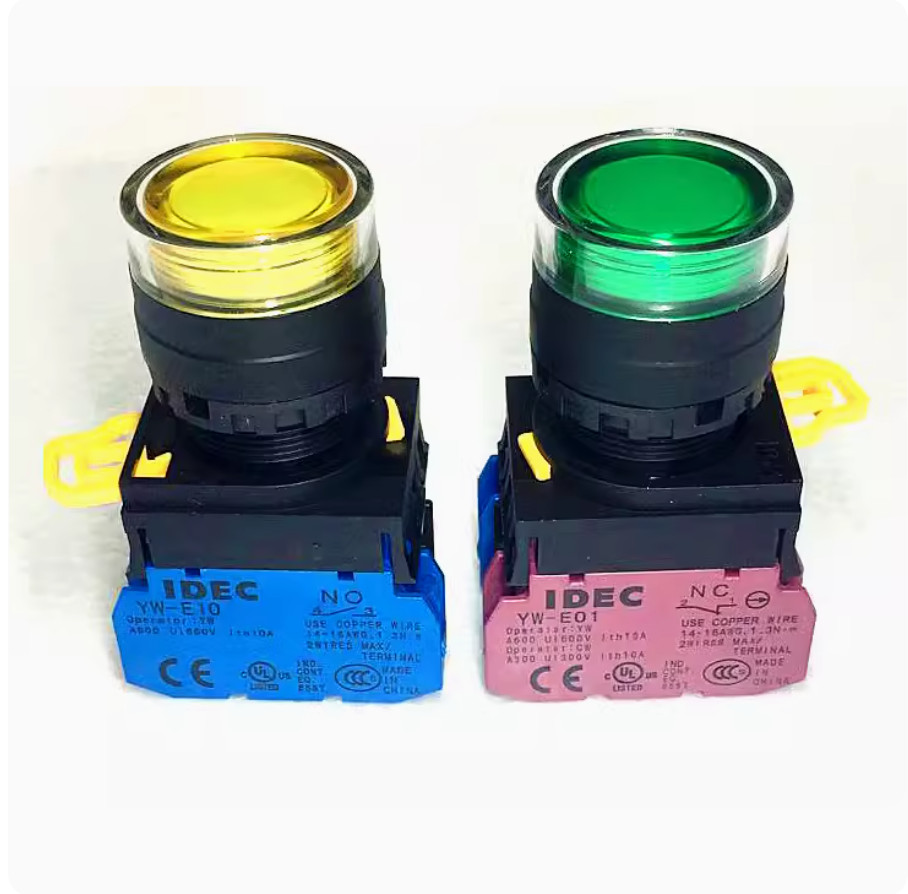 1PC New IDEC Self-locking button switch YW1L-AF2E10Q4R 24V 1NO red #LL