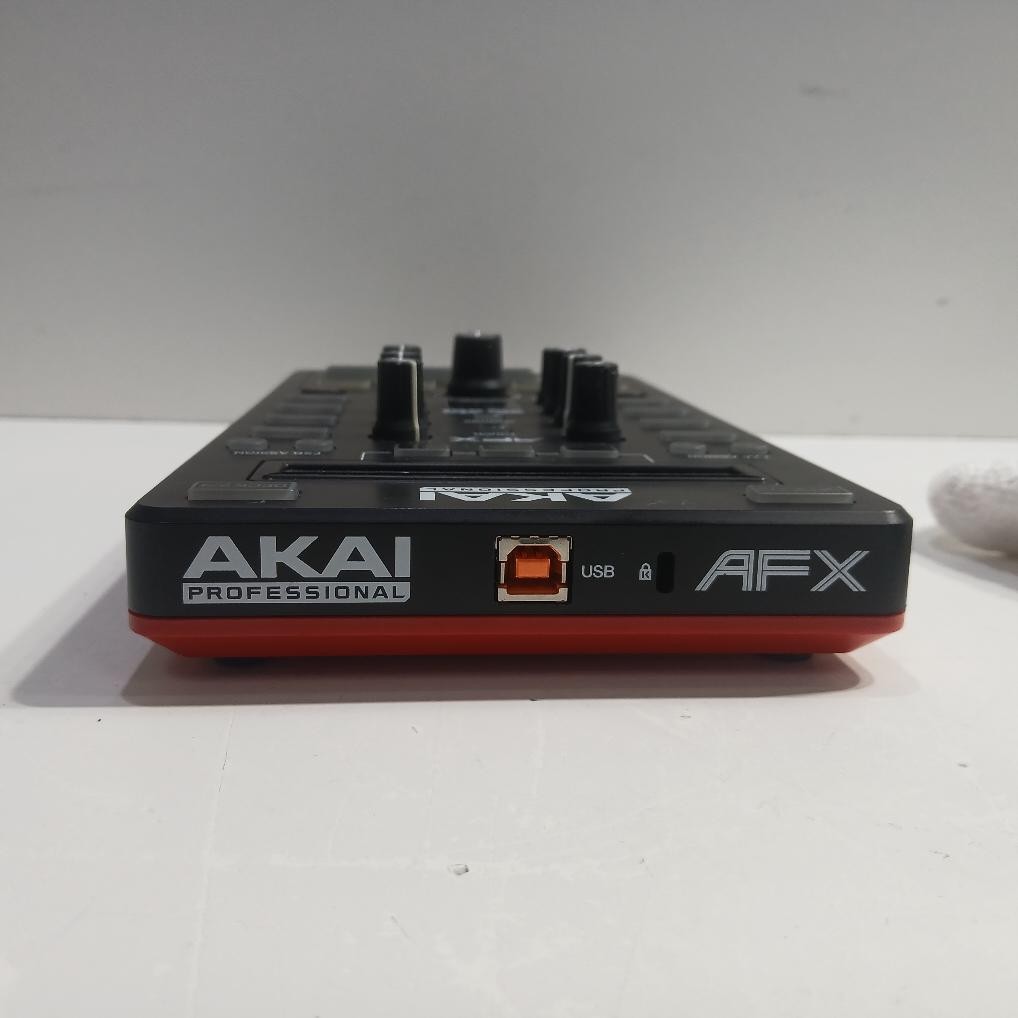 AKAI SERATO (P11036313)
