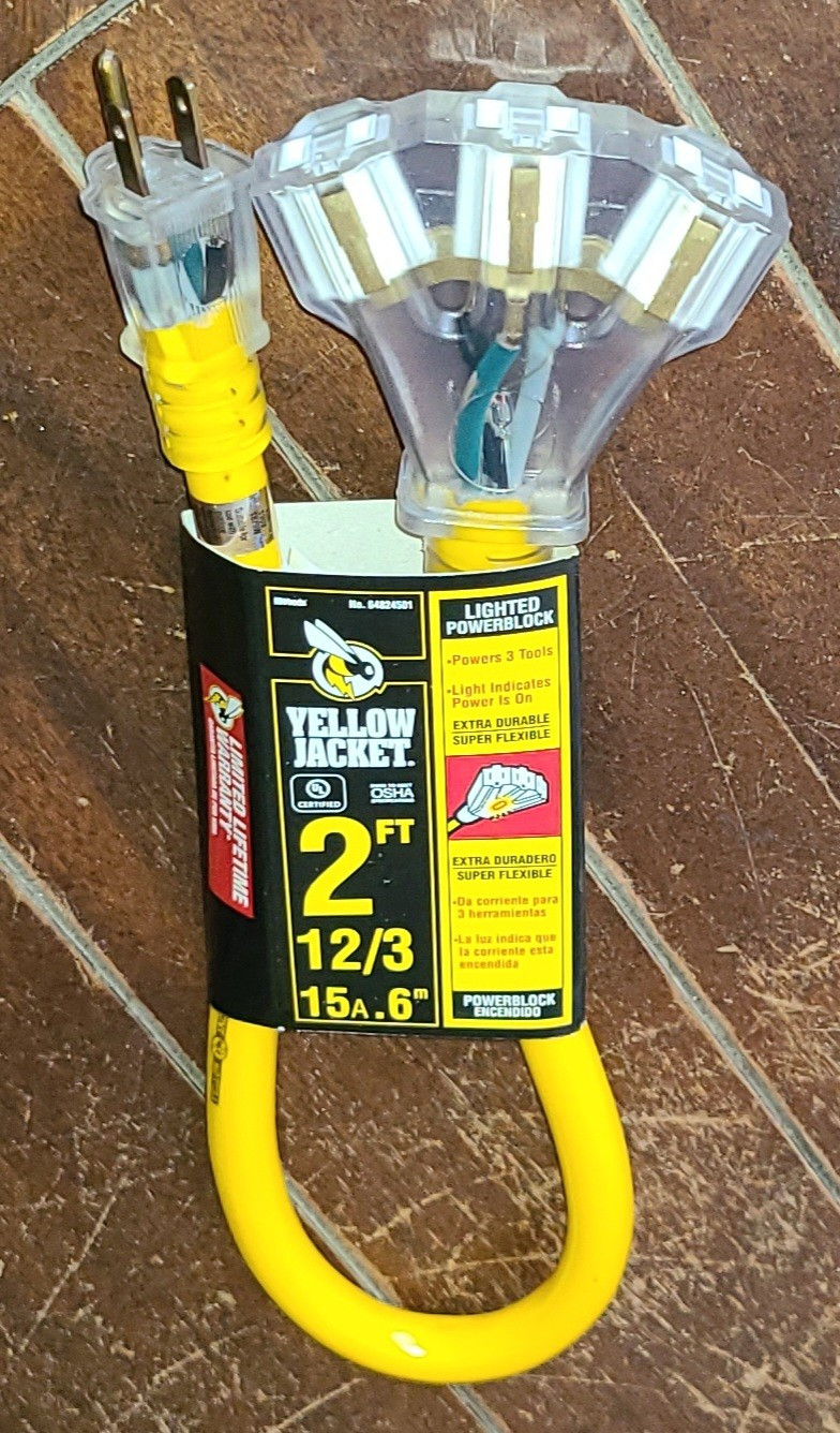 YELLOW JACKET 2' Lighted Powerblock w/3 Outlets #64824501