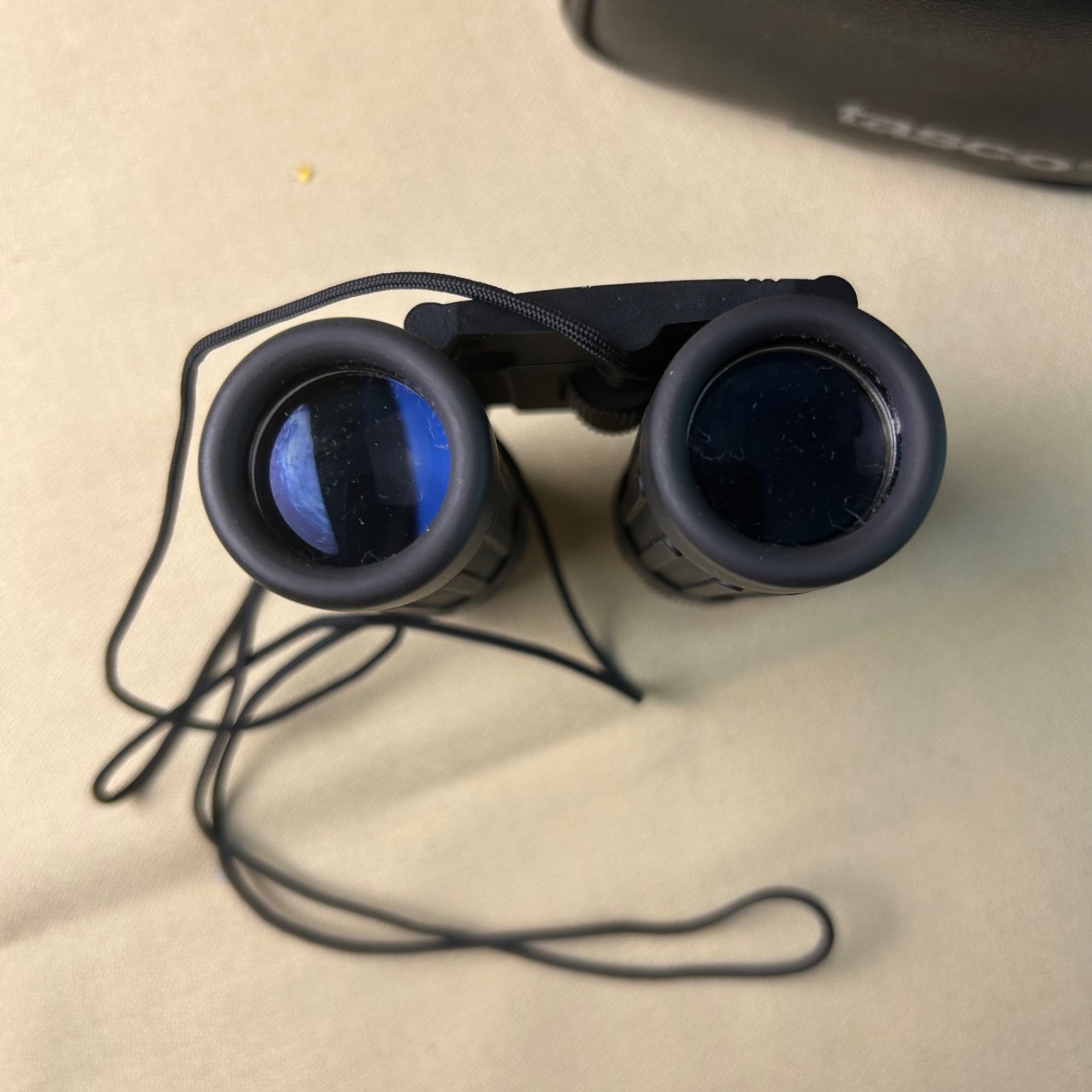 Tasco Essentials 8x21 Compact Binoculars – Fully Coated Optics with Case