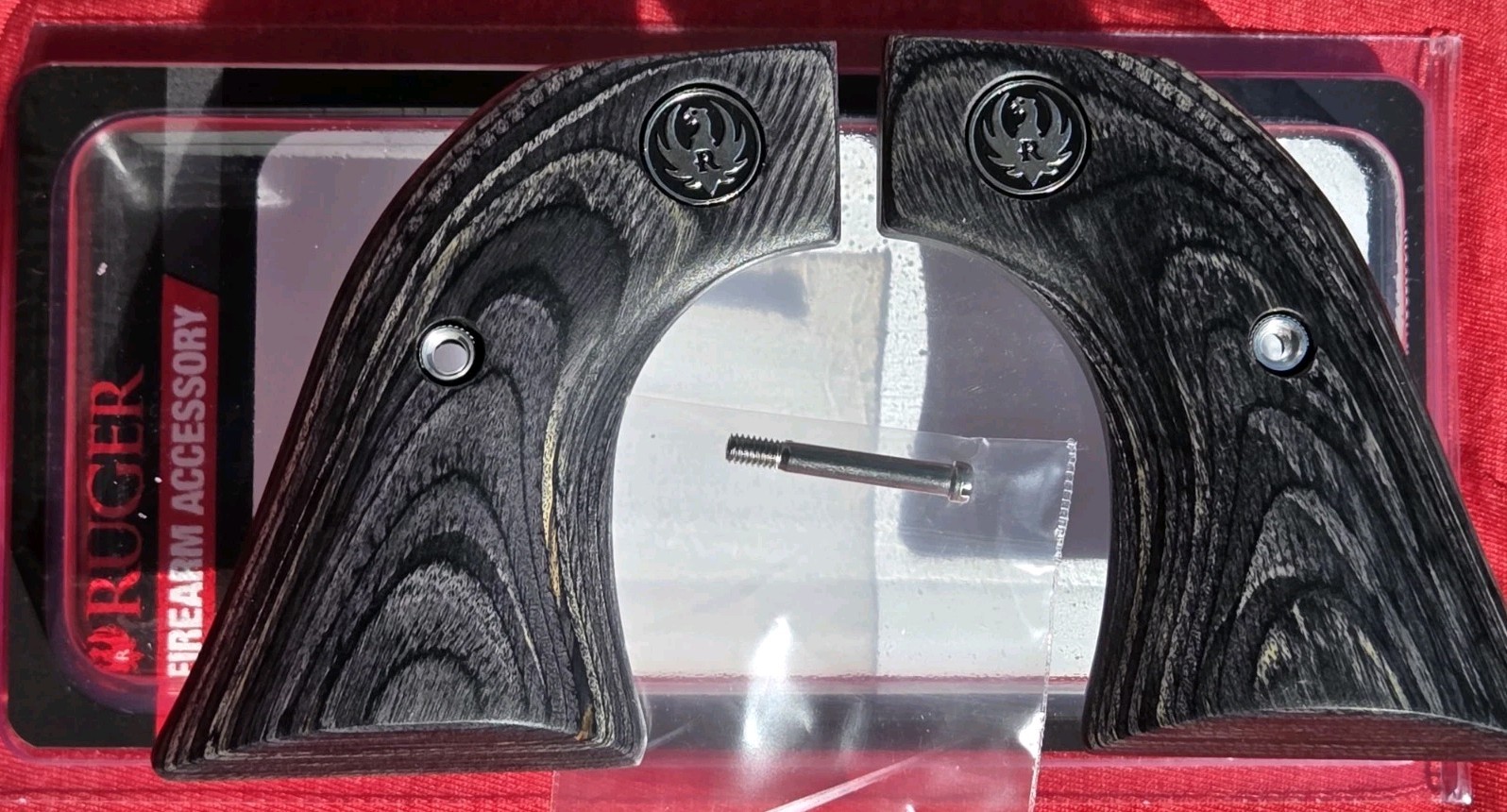Ruger Factory Grips New Model Single 6 & Wrangler Black Laminate NIB