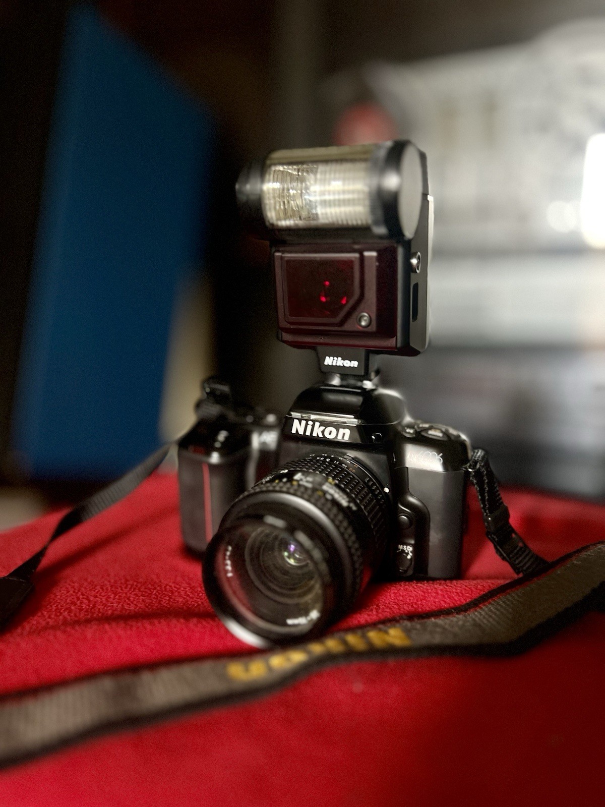 NIKON N6006 CAMERA with  AF Nikkor 35-70mm f/3.3-4.5 Lens+ SB20 Tested