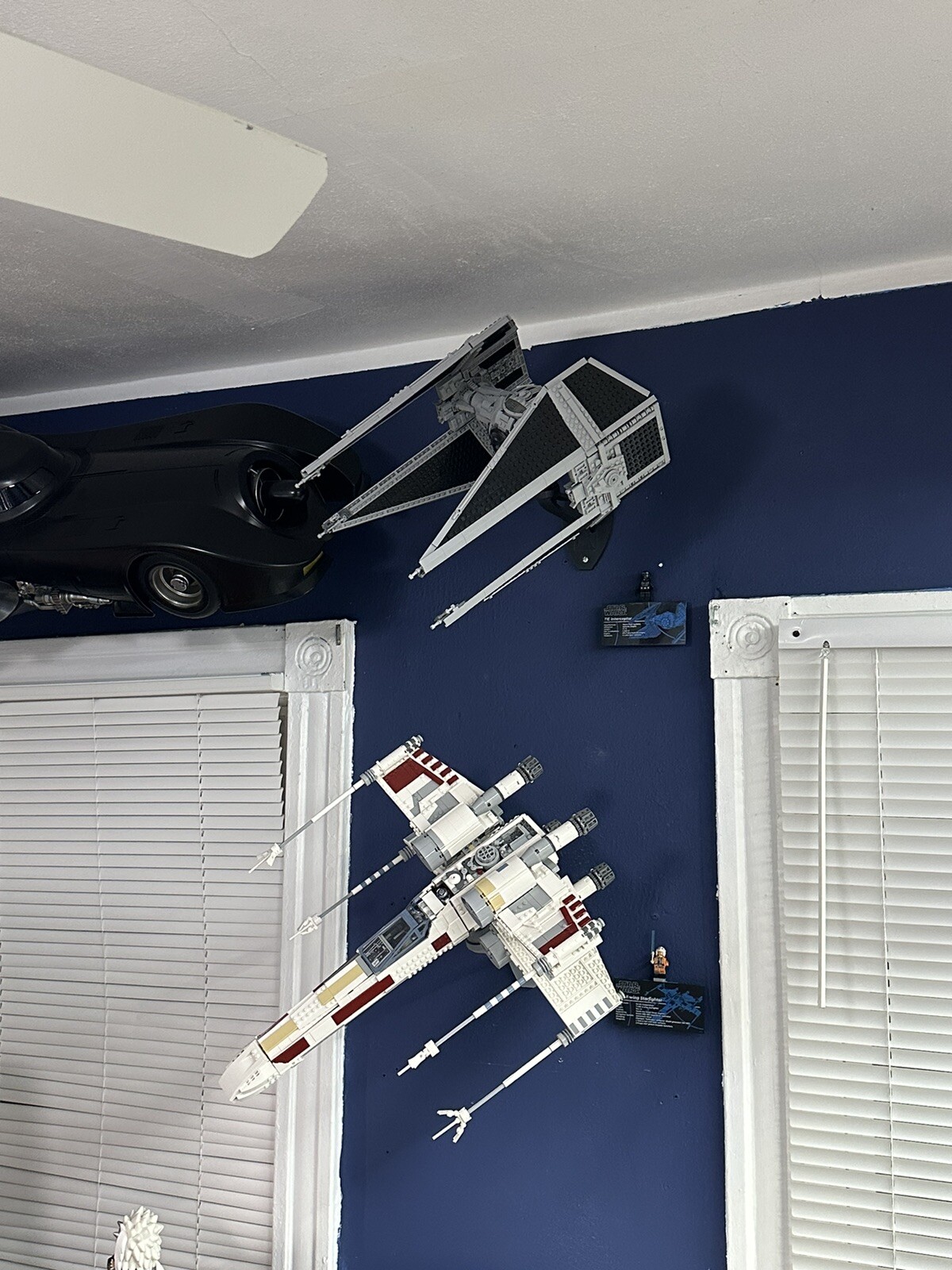 Wall Mount Display for Lego Star Wars UCS X-Wing