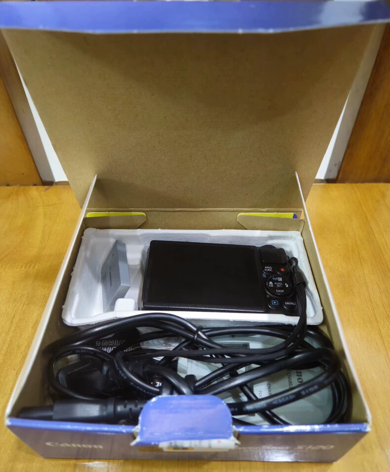 Canon PowerShot S120 5x Optical Zoom Compact Digital Camera