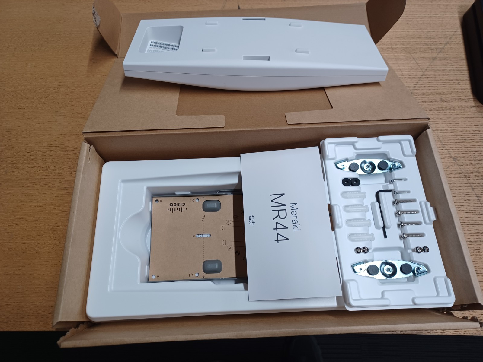 NEW OPEN BOX CISCO MERAKI MR44 WIRELESS ACCESS POINT UNCLAIMED
