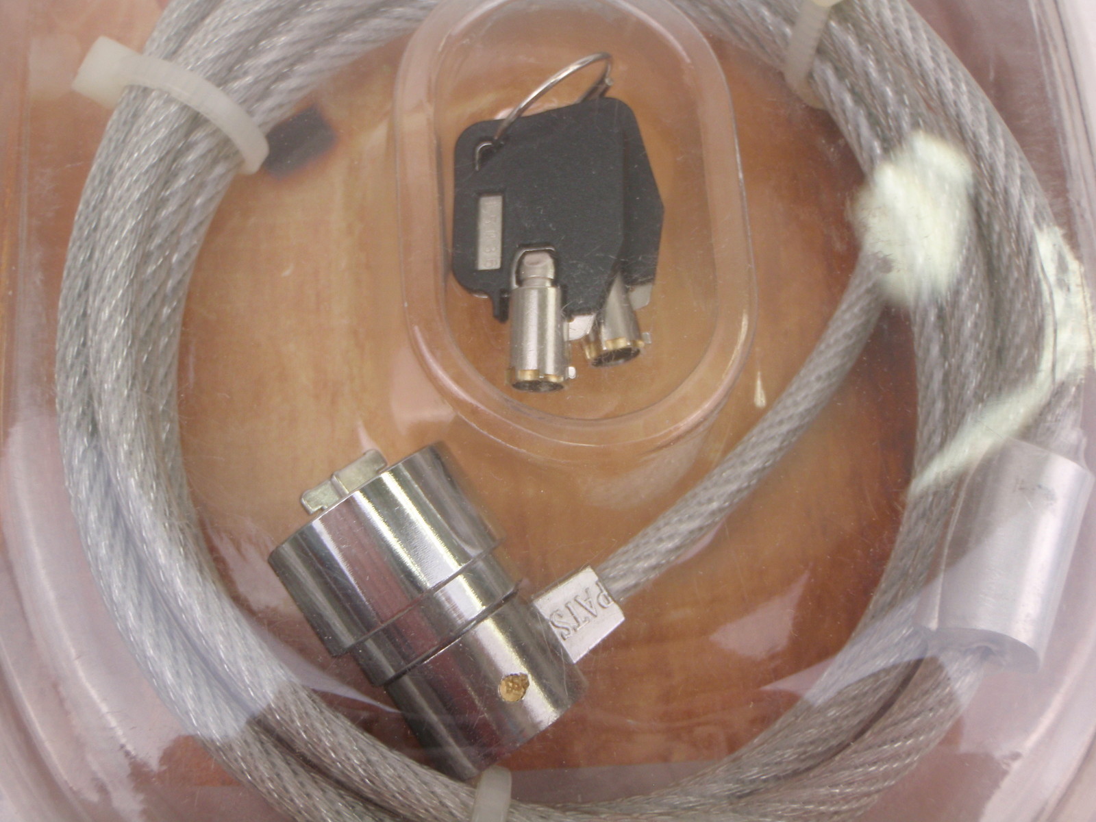 LACIE NOTEBOOK HARD DRIVE PC SECURITY LOCK NEW