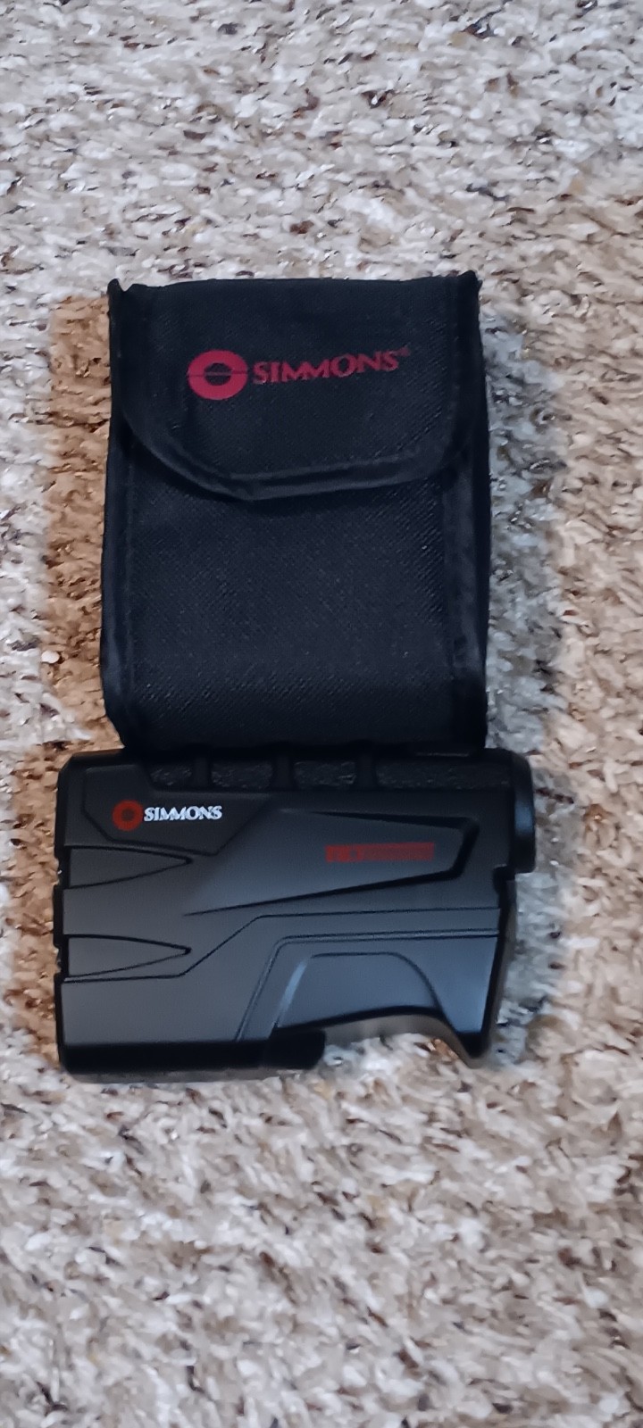 Simmons LRF 600 Rangefinder Golf Laser range Finder with Case