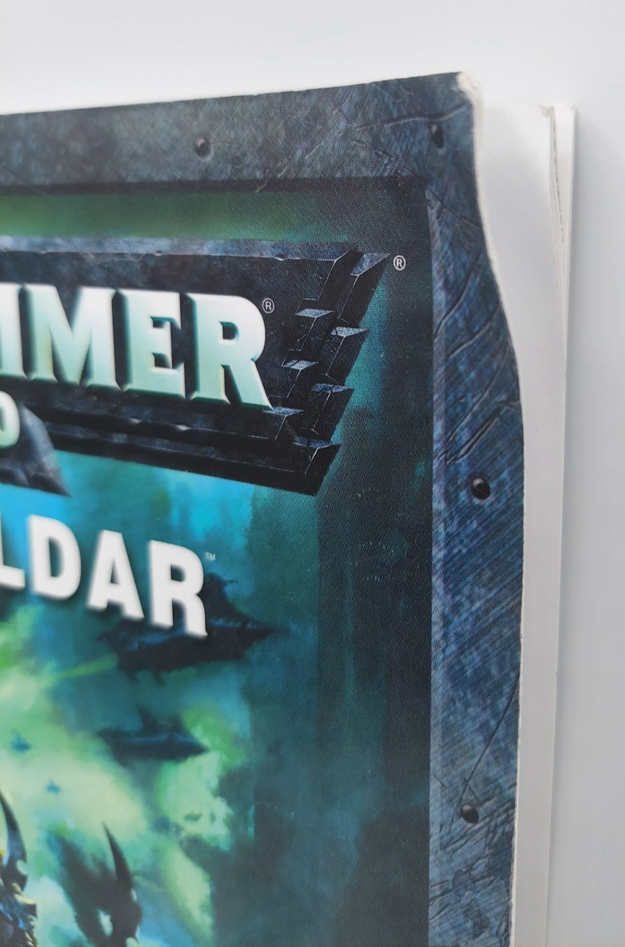 2010 Warhammer 40,000 Dark Eldar Book Game Workshop