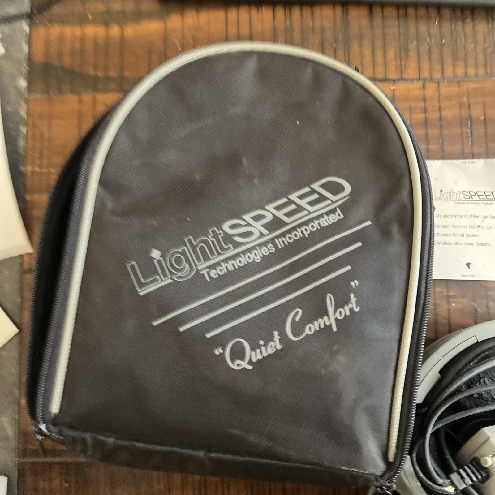 LightSpeed 20K Aviation Headphones with Carrying Case Read