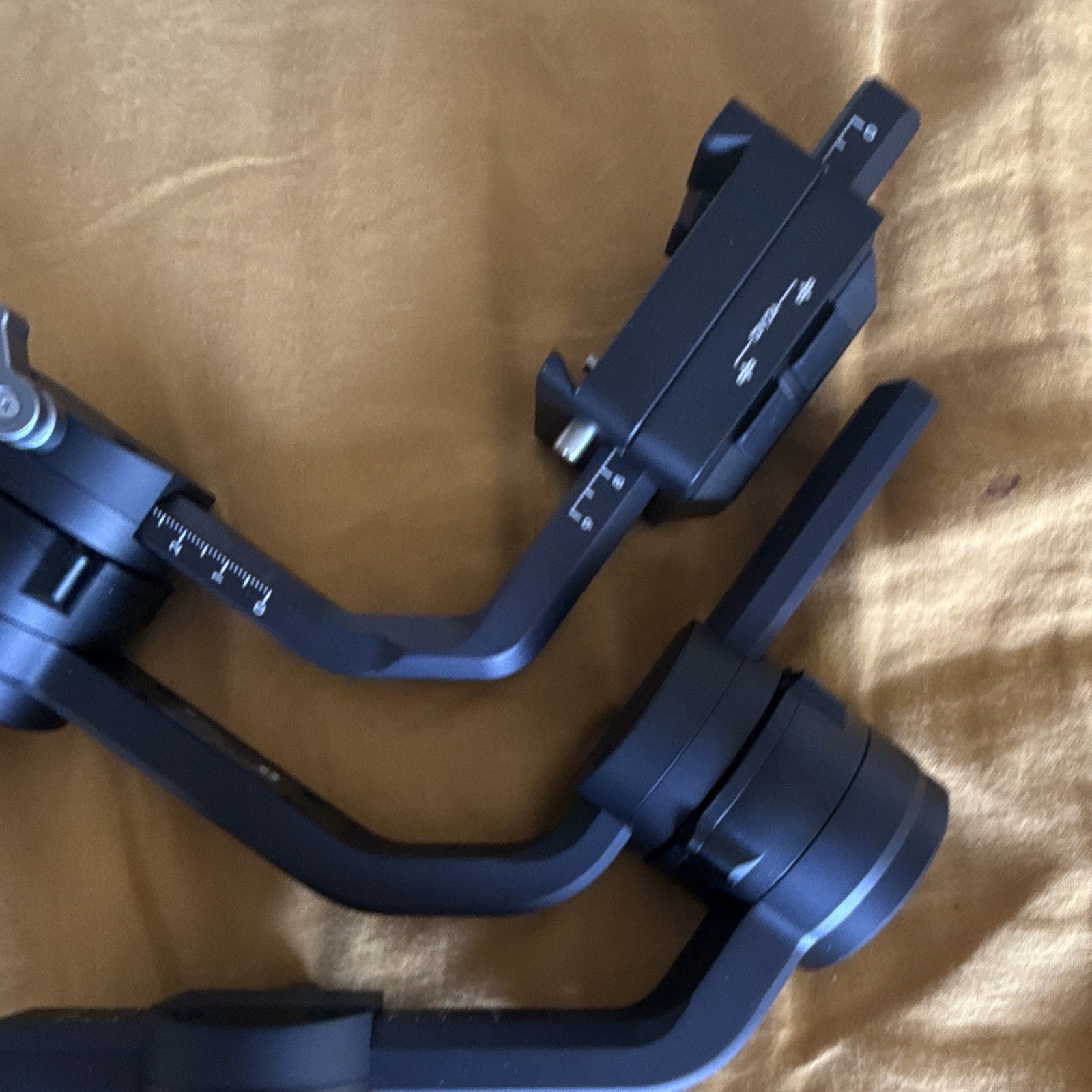 DJI Ronin-S 3-Axis Handheld Camera Gimbal Stabilizer, Quick Release Plate