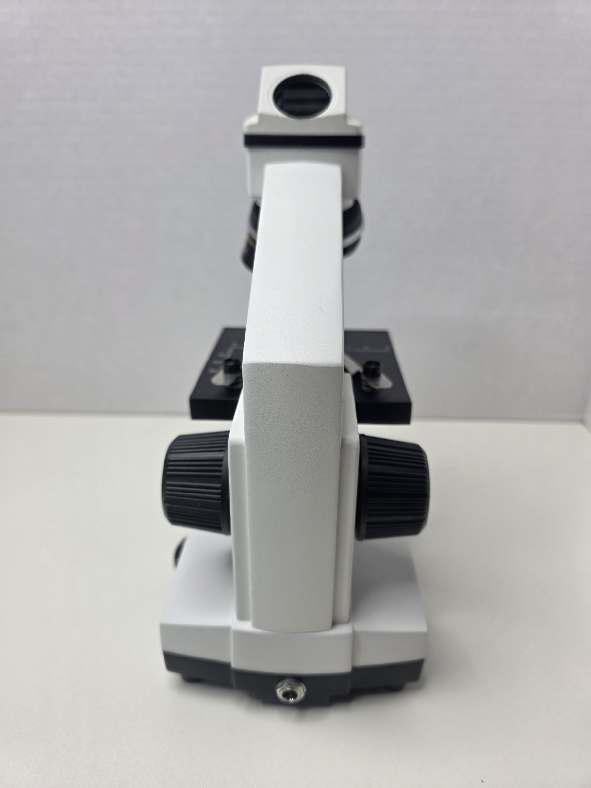 Microscope 4x 10x 40x White Not Tested