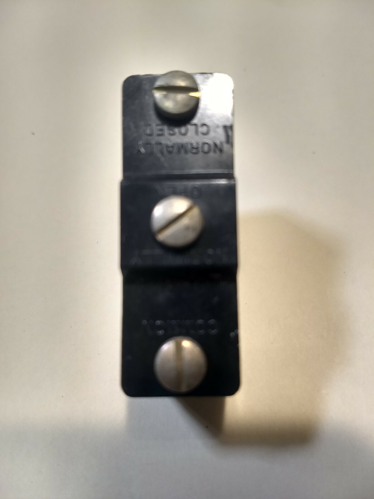 NOS Microswitch BZ-3RW8221555513T Roller Type-Fixed US Shipping