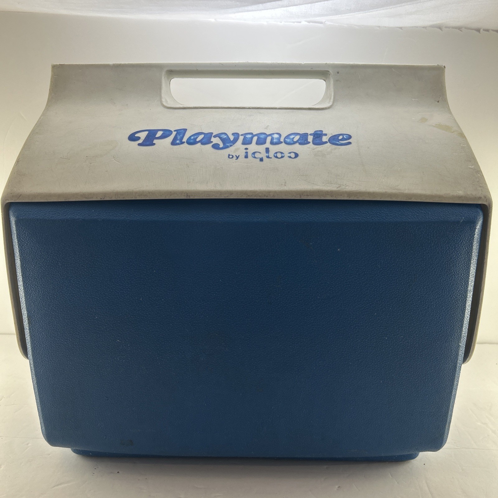 Vintage Playmate by Igloo Cooler Thermos Blue & White 14”x10” Pre-Owned