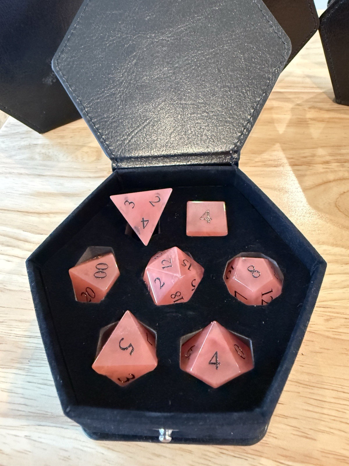 Multifaceted Red Glass/Crystal Polyhedral Dice Set - RPG DND T New In Case