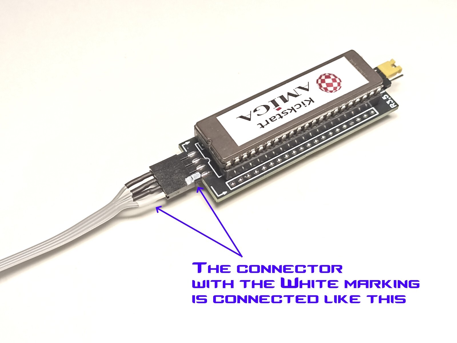 Amiga 500 , kickstart switcher adapter + 8 kickstarts in one !