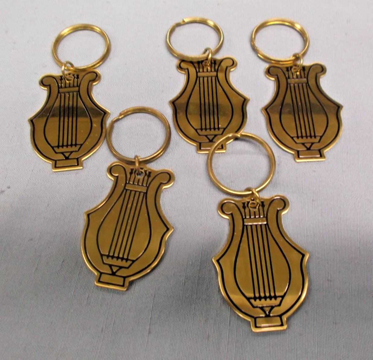 5 Gold Music Lyre Keychains – JDS BKR15 – Band / Orchestra Gifts