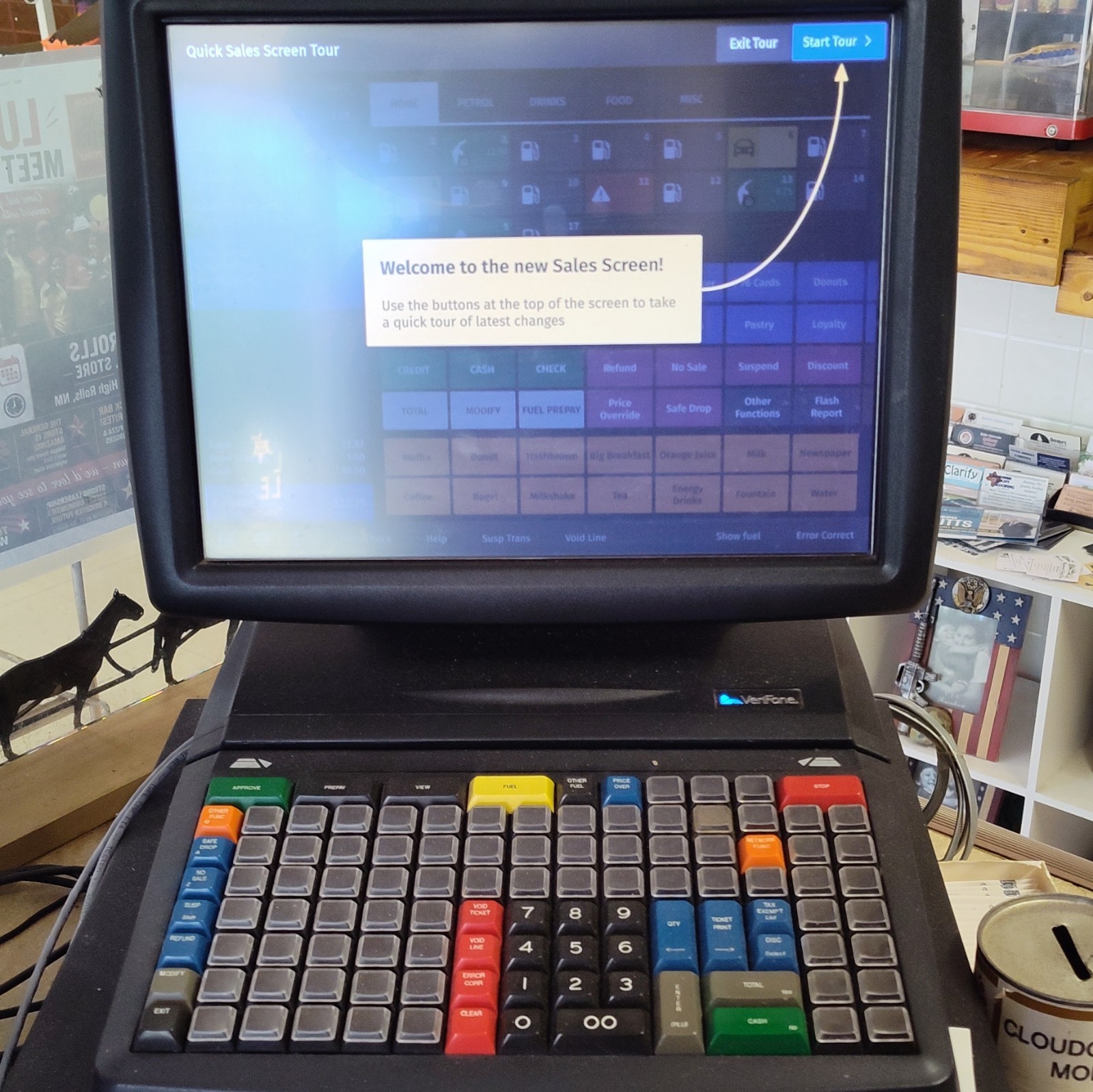 VeriFone POS System for Retail with Color Keyboard and Touchscreen Monitor