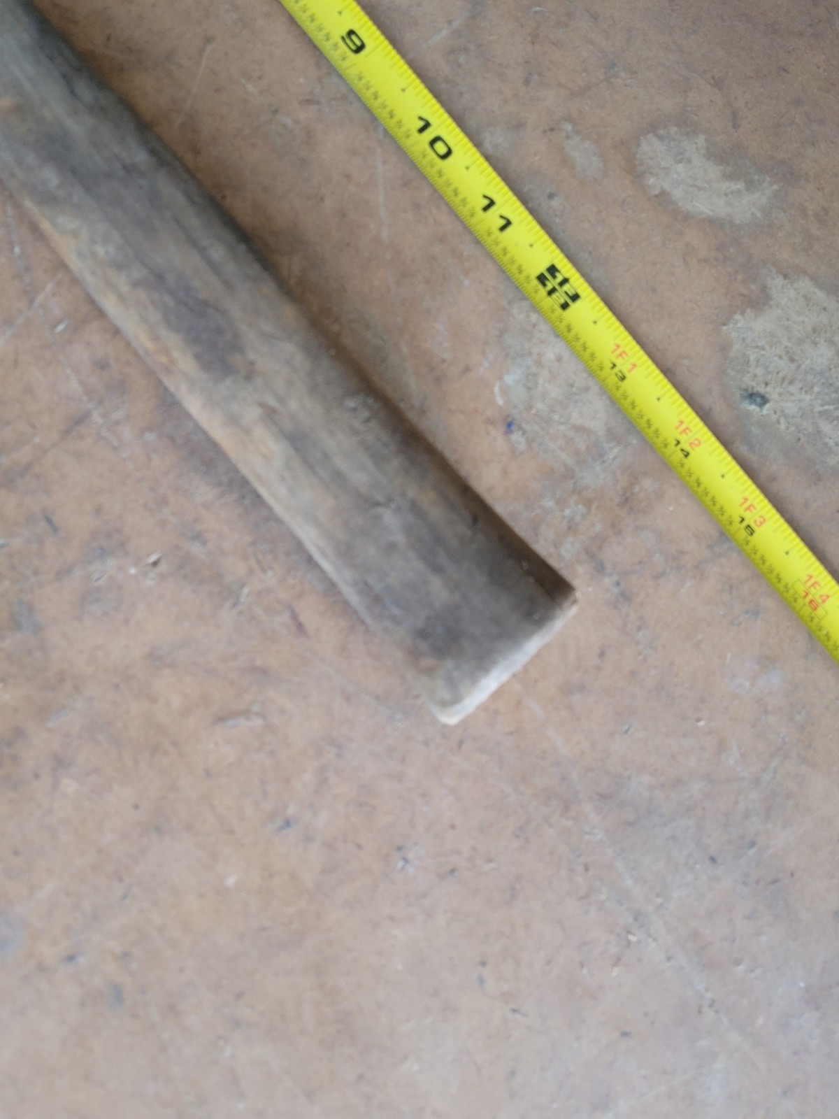 VINTAGE 16" Claw Hammer Wood Handle Carpenter Framing Tool Primitive Rustic