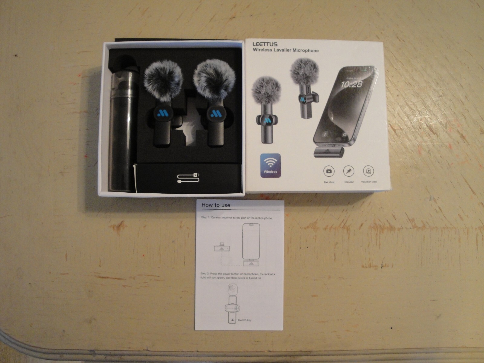 Leettus 2pcs Lavalier Wireless Microphone #E4