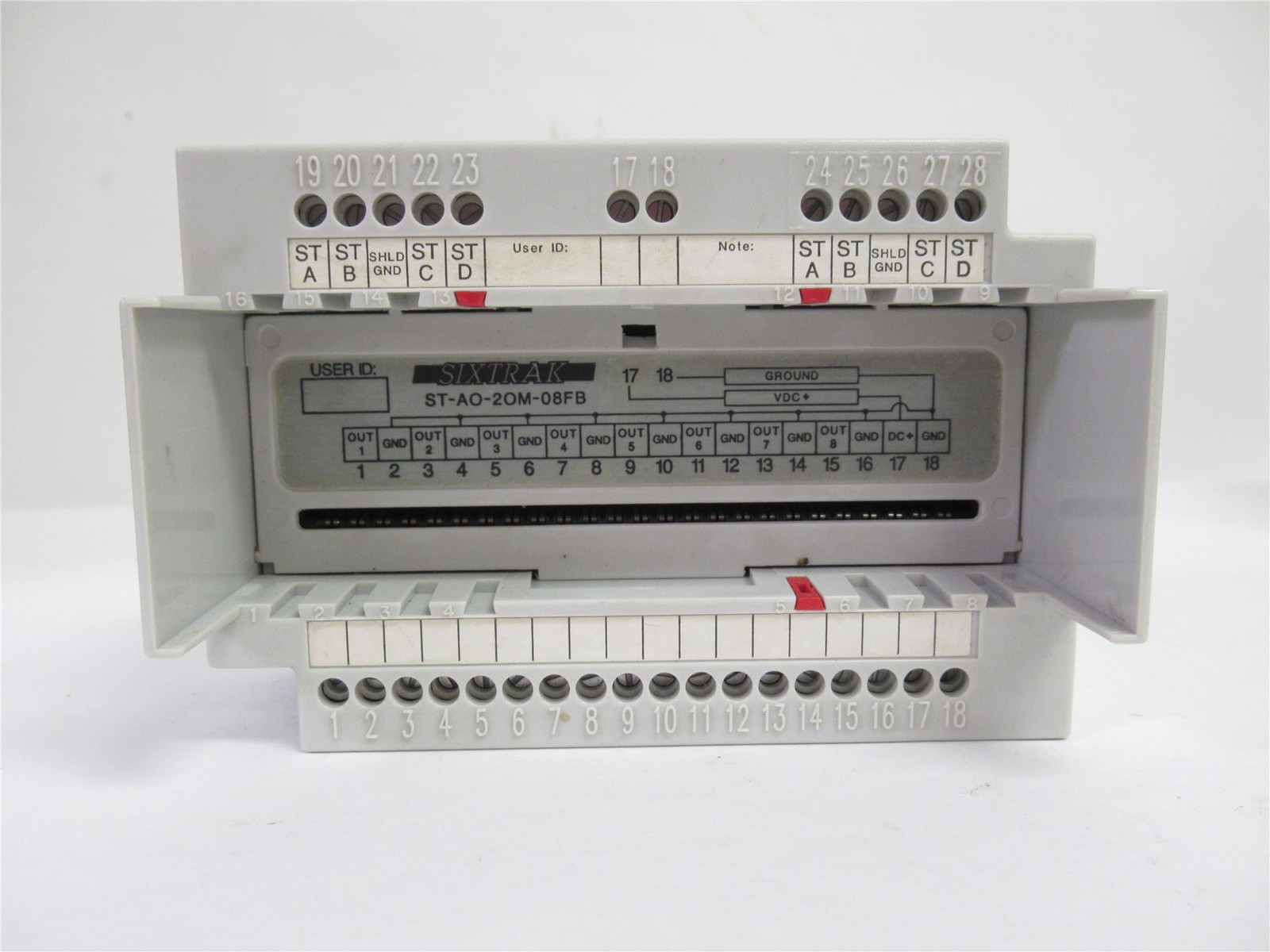 230868 New-No Box; SixTrak ST-AO-2OM-08FB Analog Ouput Base Module