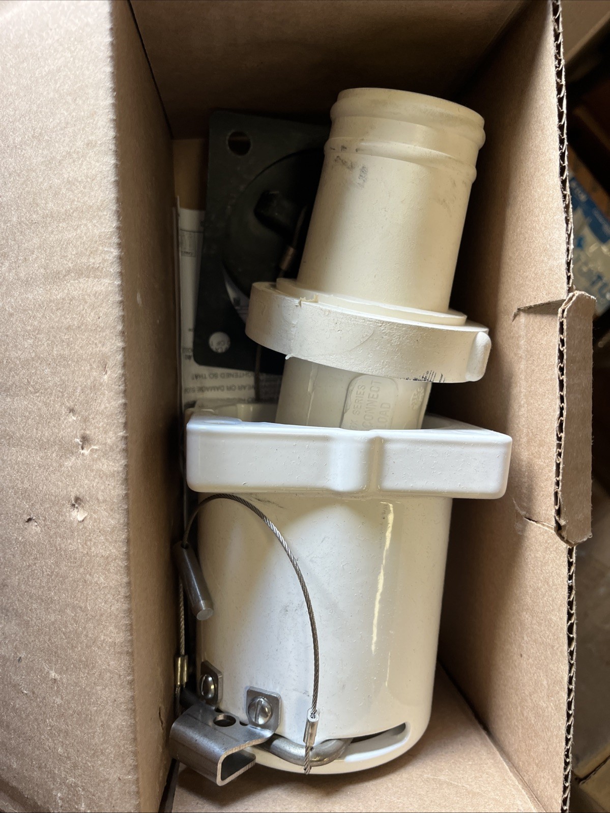 EATON CORPORATION E1049-1813ST-W / E10491813STW (NEW IN BOX)