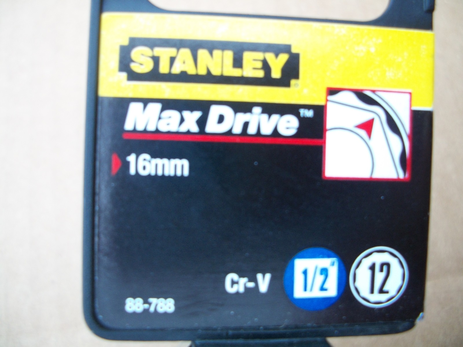 NEW STANLEY 1/2 in Drive 16 mm MAX DRIVE 12 POINT SOCKET