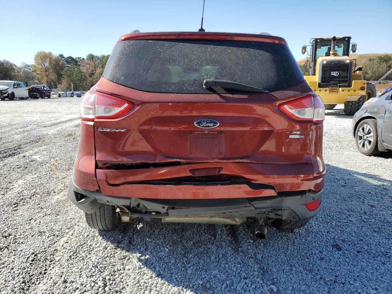 ESCAPE 2015 Glove Box 4890188