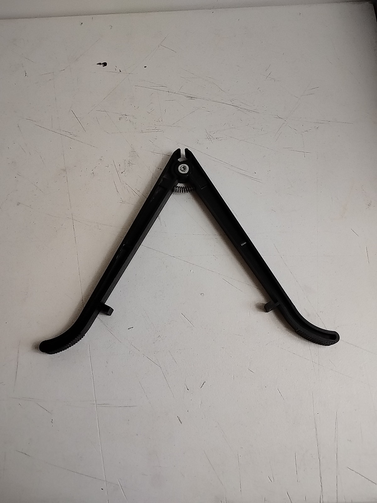 Universal Barrel Bipod Hard Plastic