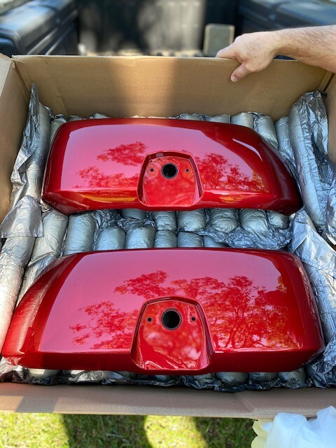 New Indian Motorcycle Right Side Saddlebag Lid 1026045-759 - FREE SHIPPING