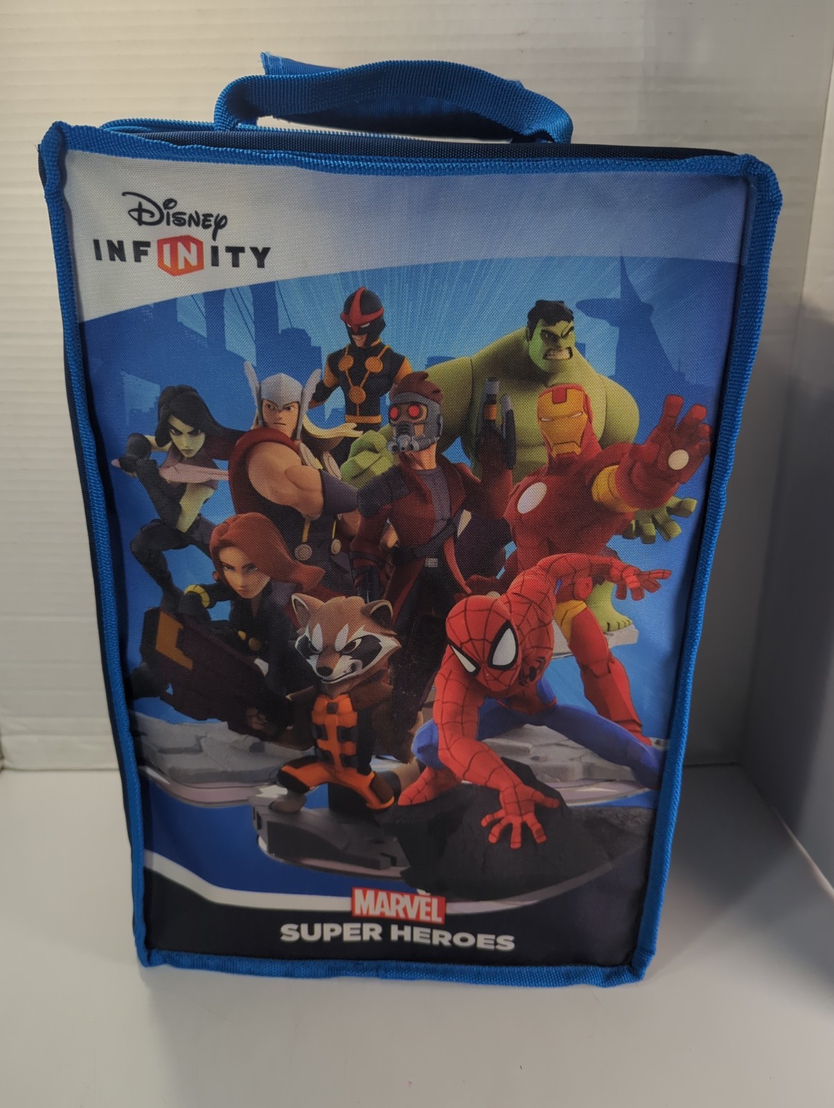 Disney Infinity 2.0 Marvel Superheroes Video Game Zip Up Carrying/Storage  Case