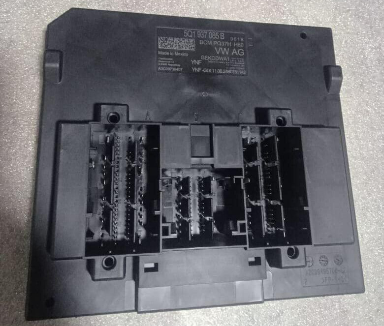 New Genuine OEM Body BCM Control Module Volkswagen 5Q1937085B