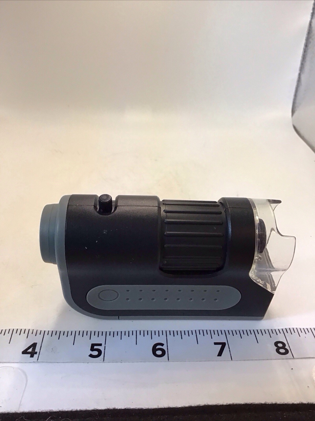 Carson MicroBrite Plus 60x-120x LED Lighted Pocket Microscope MM-300 Pre-Owned