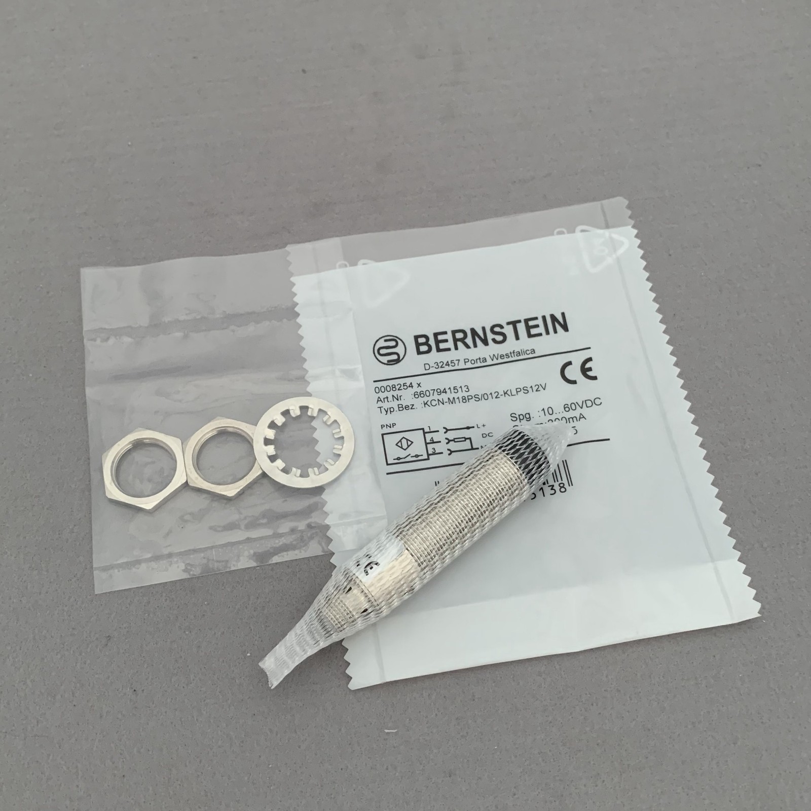 Bernstein KCN-M18PS/012-KLPS12V Inductive Proximity Switch Sensor