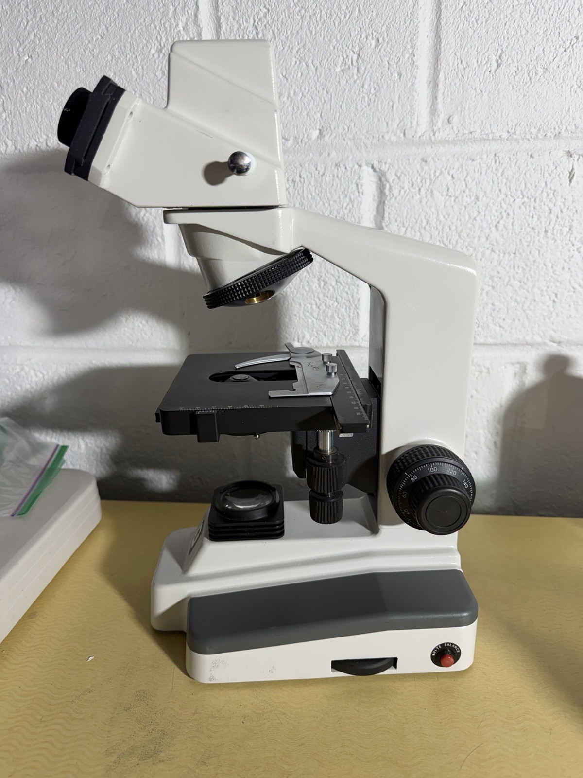 National DC3-163 Digital Microscope - Binocular Head