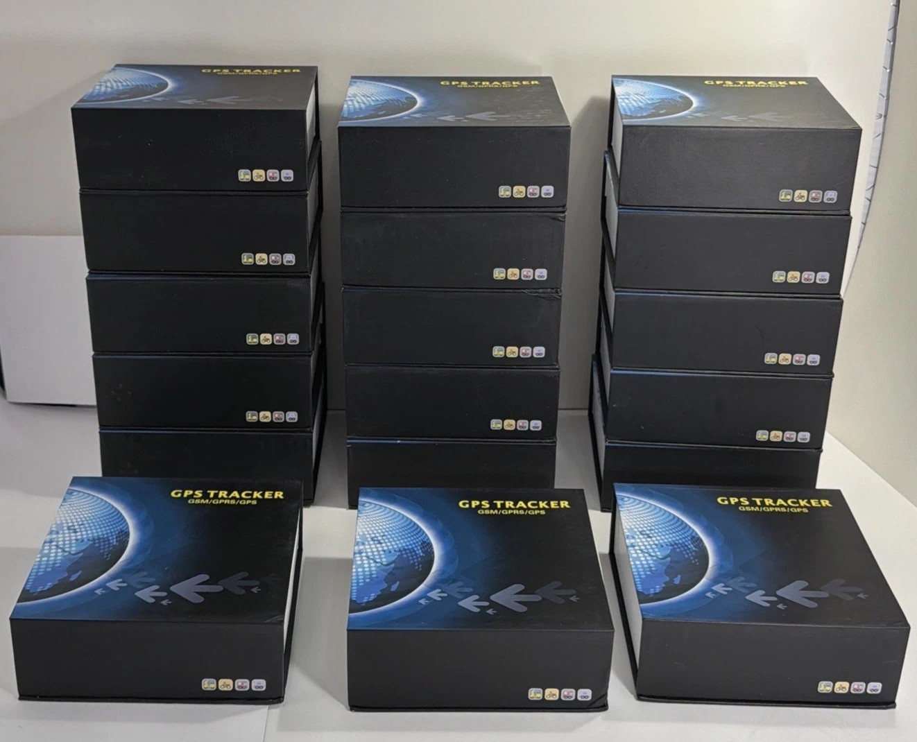 Lot Of 18 NEW GL300 4G LTE Magnetic Waterproof Asset Trackers Extended Battery